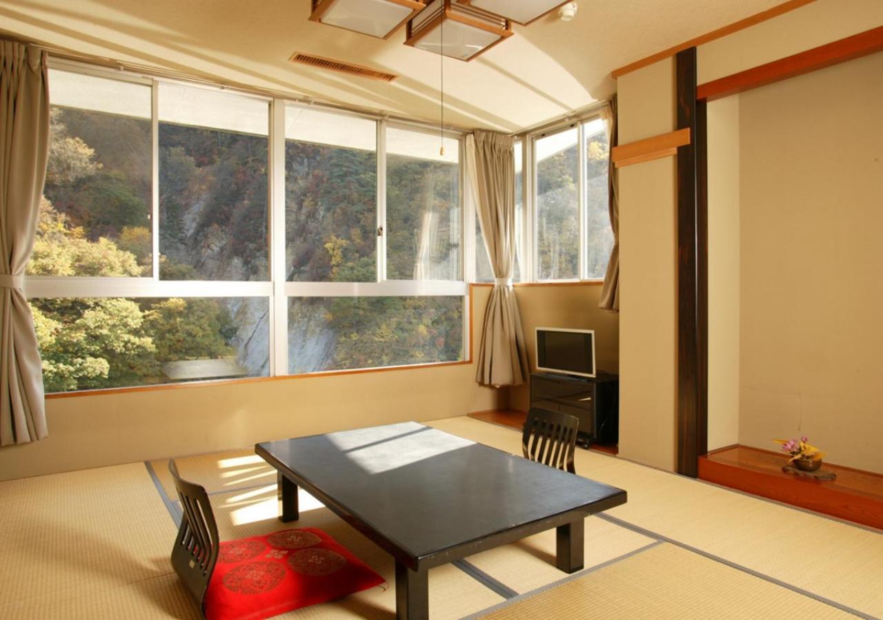 Itoen Hotel Oze Oigami Sanrakuso Numata  Kültér fotó